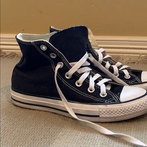 Black high top converse